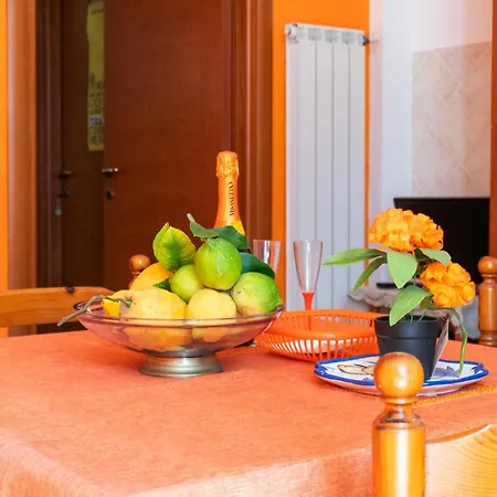 Apartament Les Petites Maisons Maison Orange