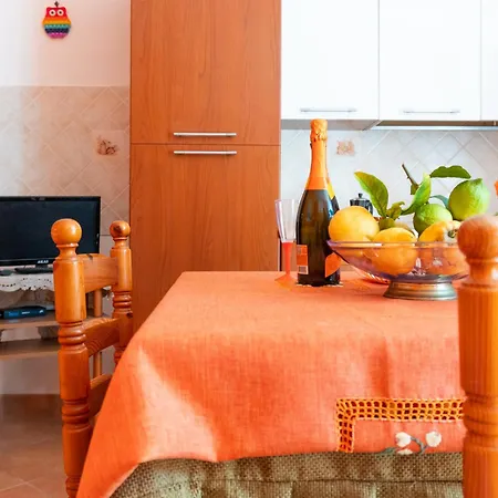Apartament Les Petites Maisons Maison Orange